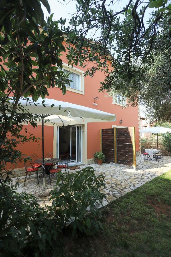 George'S Sweet N' Cozy Maisonette In Ipsos Corfu Exteriör bild